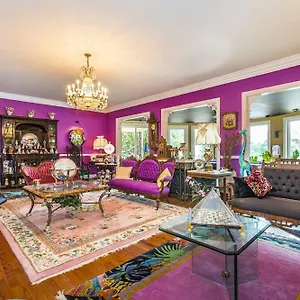 Manor Bed & Breakfast